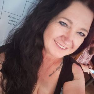 Meet your Posher, Connie